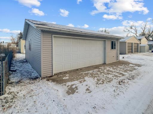 939 Duluth Avenue N, Thief River Falls, MN 56701