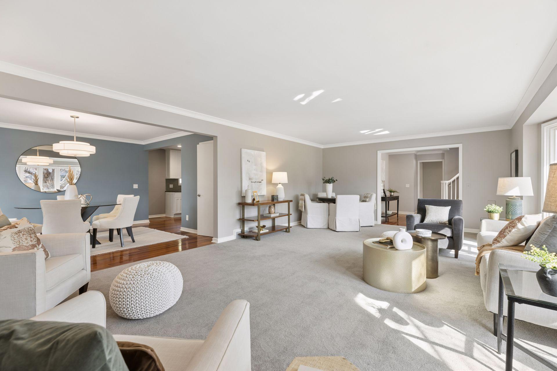 A multi-functional living room that flows nicely into the separate dining room. Even a place to enjoy all kinds of games!