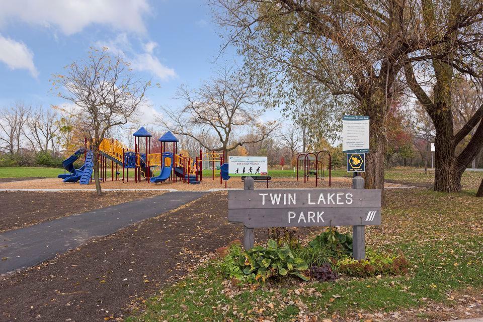 Twin Lakes Park