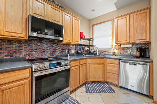 4570 Blaylock Way, 4202, Inver Grove Heights, MN 55076