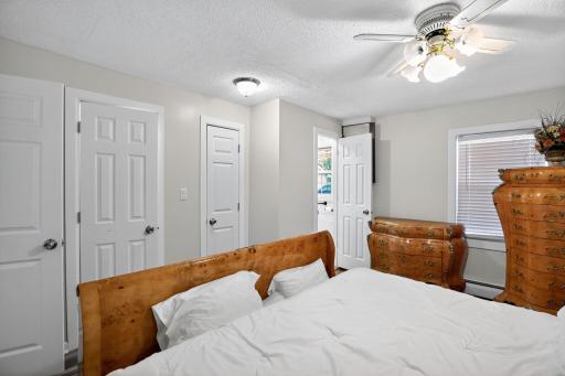 22_17225_11th_Ave_N_Minneapolis_MN_55447-Bedroom-9N0A1555.jpg
