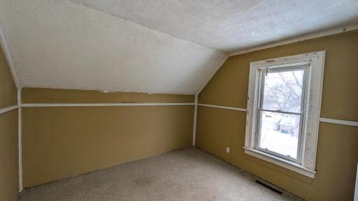 112 Bluff Street E, Lake Benton, MN 56149