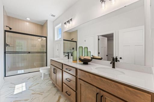 10478 Glenbrook Avenue South, Cottage Grove, MN 55016