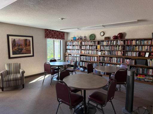 7520 Cahill Road, 203A, Edina, MN 55439