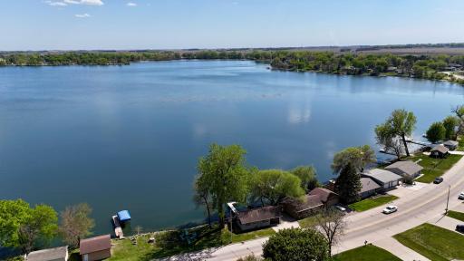 1111 W Lake Avenue, Worthington, MN 56187