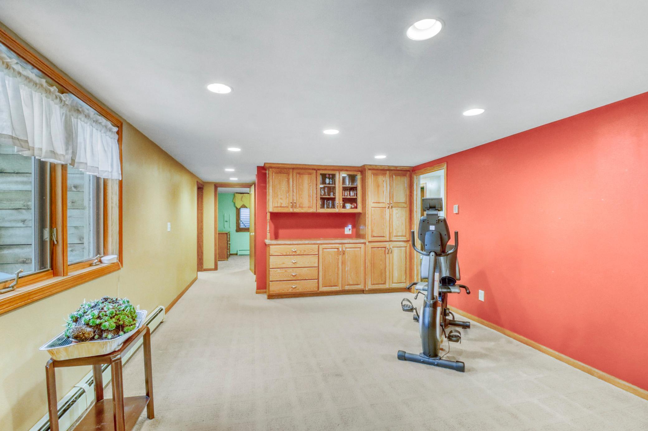 Basement1_3-3264.JPG