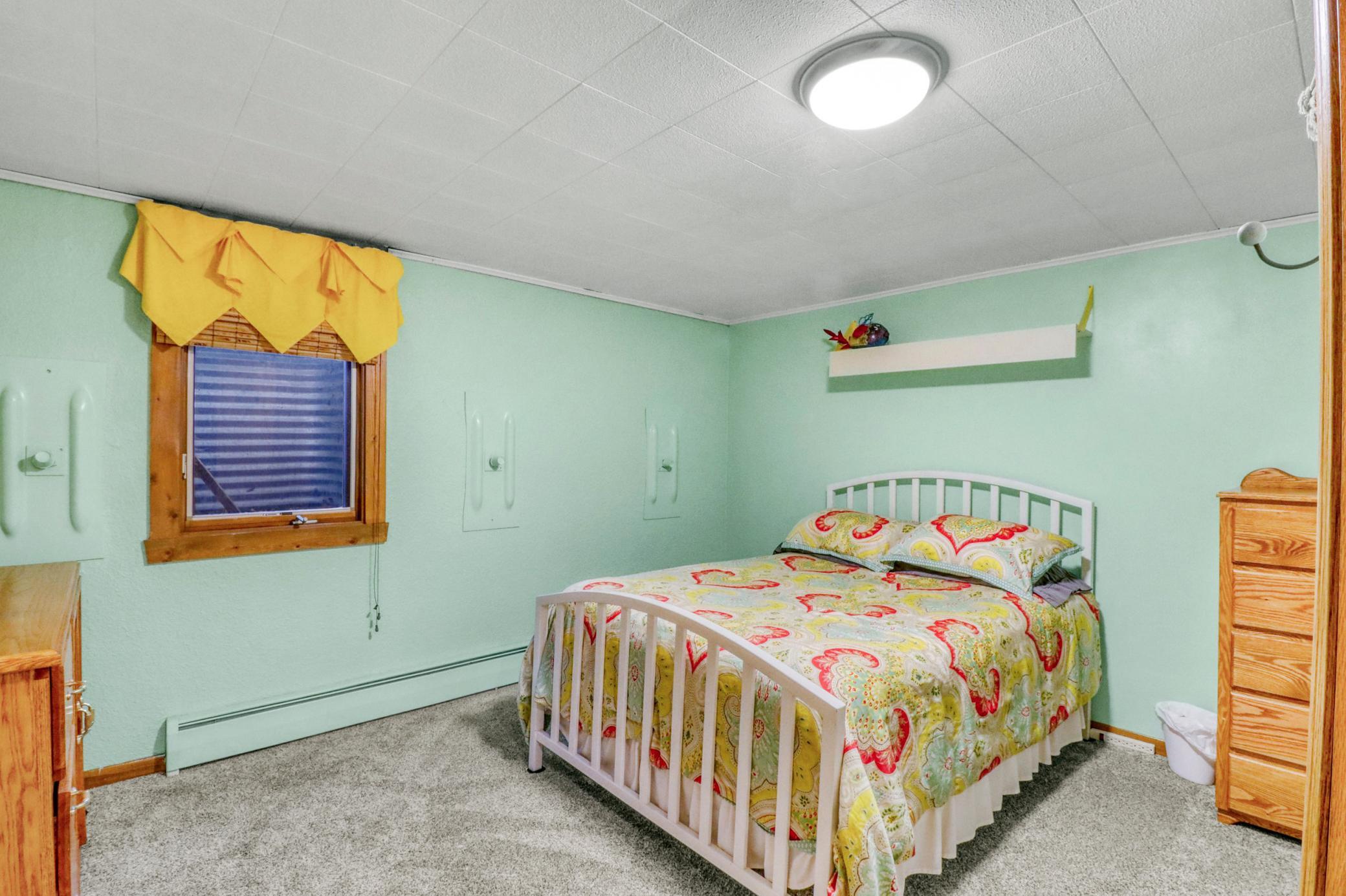 Basement Bedroom1_1-3264.JPG