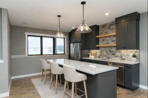 4980 Royal Oaks Circle SW, Rochester, MN 55902