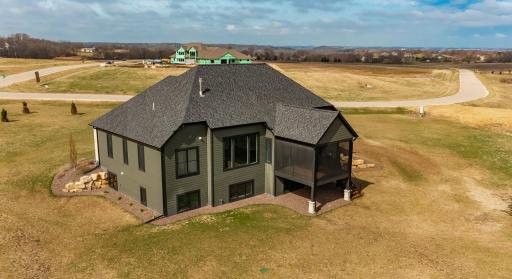 4980 Royal Oaks Circle SW, Rochester, MN 55902
