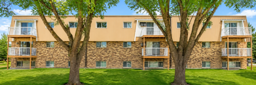 Country Club Estates Exterior (2).png
