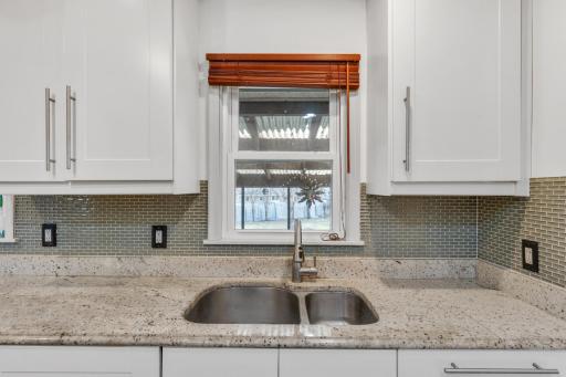 4080 Jersey Avenue N, Crystal, MN 55427