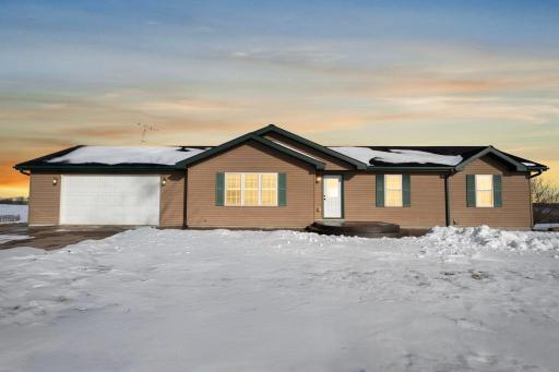 1-web-or-mls-W934 510th Ave-261 - Copy copy.jpg