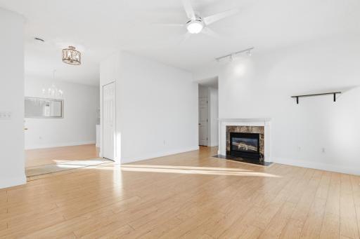 315 Heritage Trail-2.jpg