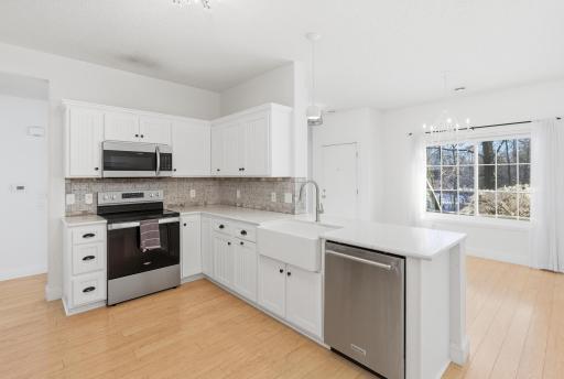 315 Heritage Trail-7.jpg