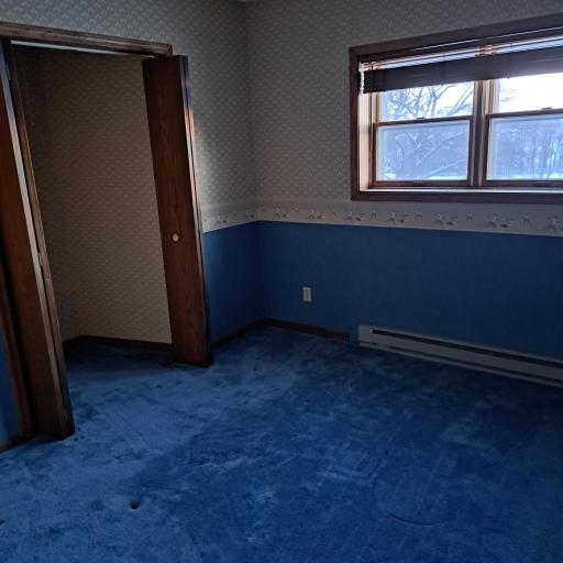 blue.jpg Lower level