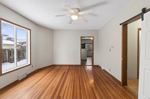 305 Osceola Avenue S, Saint Paul, MN 55102