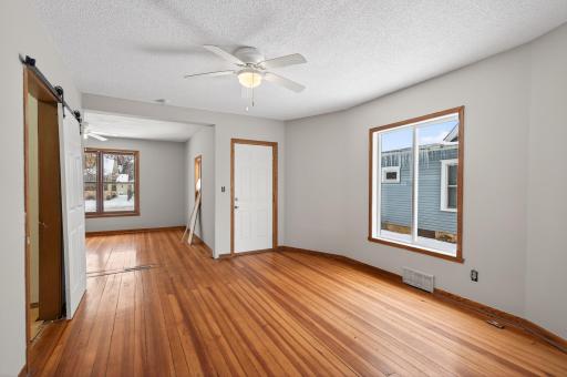 305 Osceola Avenue S, Saint Paul, MN 55102