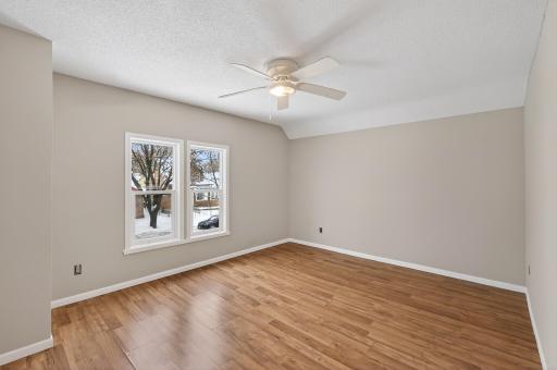 305 Osceola Avenue S, Saint Paul, MN 55102