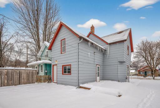 305 Osceola Avenue S, Saint Paul, MN 55102