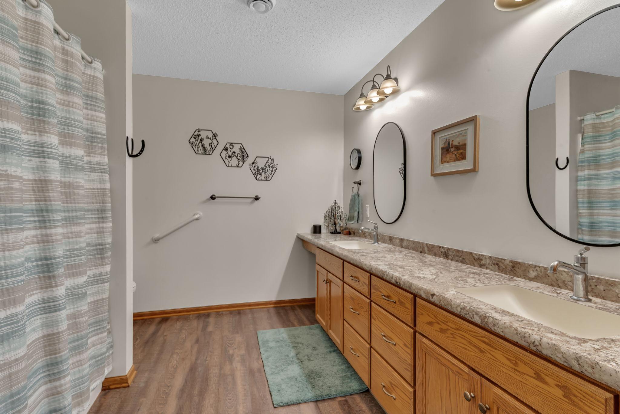 Primary private full bath
