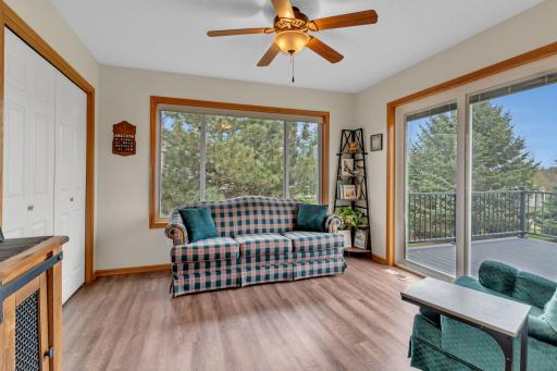 125 Meadow Lane, New London, MN 56273