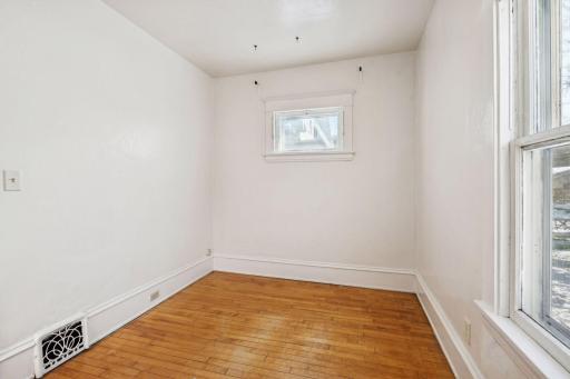 4242 33rd Avenue South