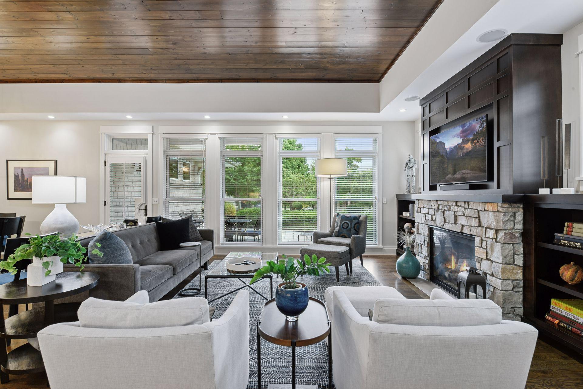 15730 Portico Drive - Spacecrafting - 0011.jpg