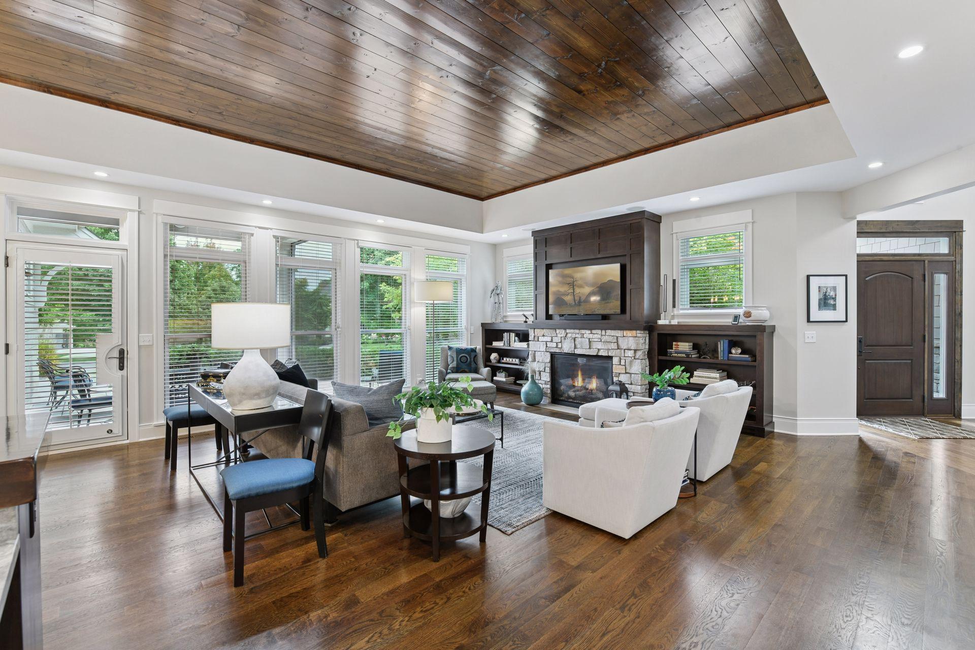 15730 Portico Drive - Spacecrafting - 0009.jpg