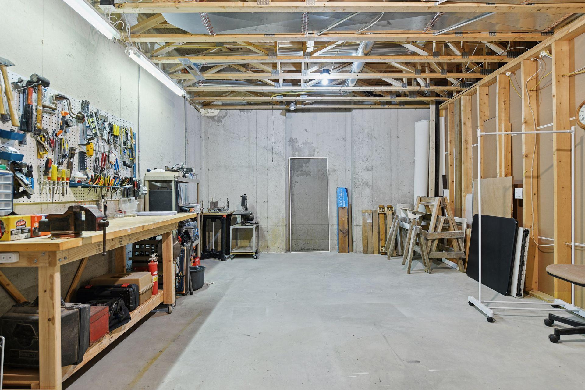 15730 Portico Drive - Spacecrafting - 0058.jpg