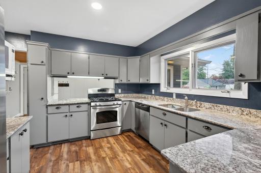 1172 Ottawa Avenue, West Saint Paul, MN 55118