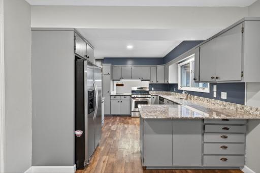 1172 Ottawa Avenue, West Saint Paul, MN 55118