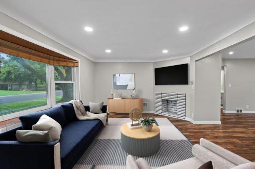 1172 Ottawa Avenue, West Saint Paul, MN 55118