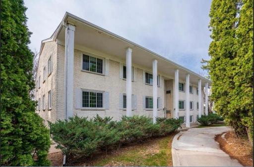 4001 Mavelle Drive, Minneapolis, MN 55435