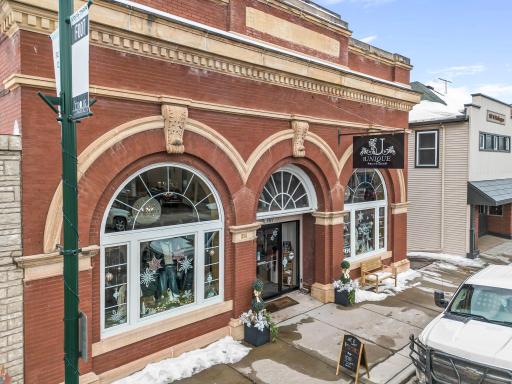 65-web-or-mls-132 S Washington St-288.jpg