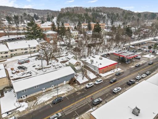 3-web-or-mls-132 S Washington St-225.jpg