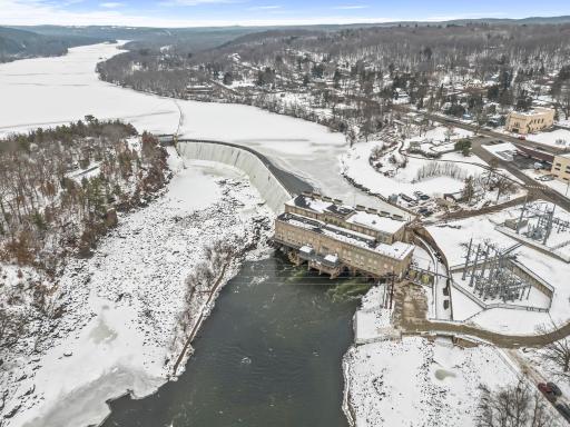 78-web-or-mls-132 S Washington St-255.jpg