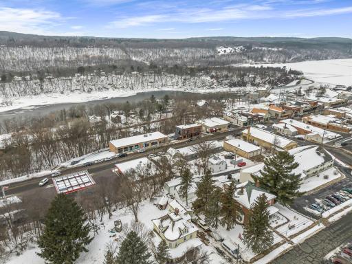 53-web-or-mls-132 S Washington St-231.jpg