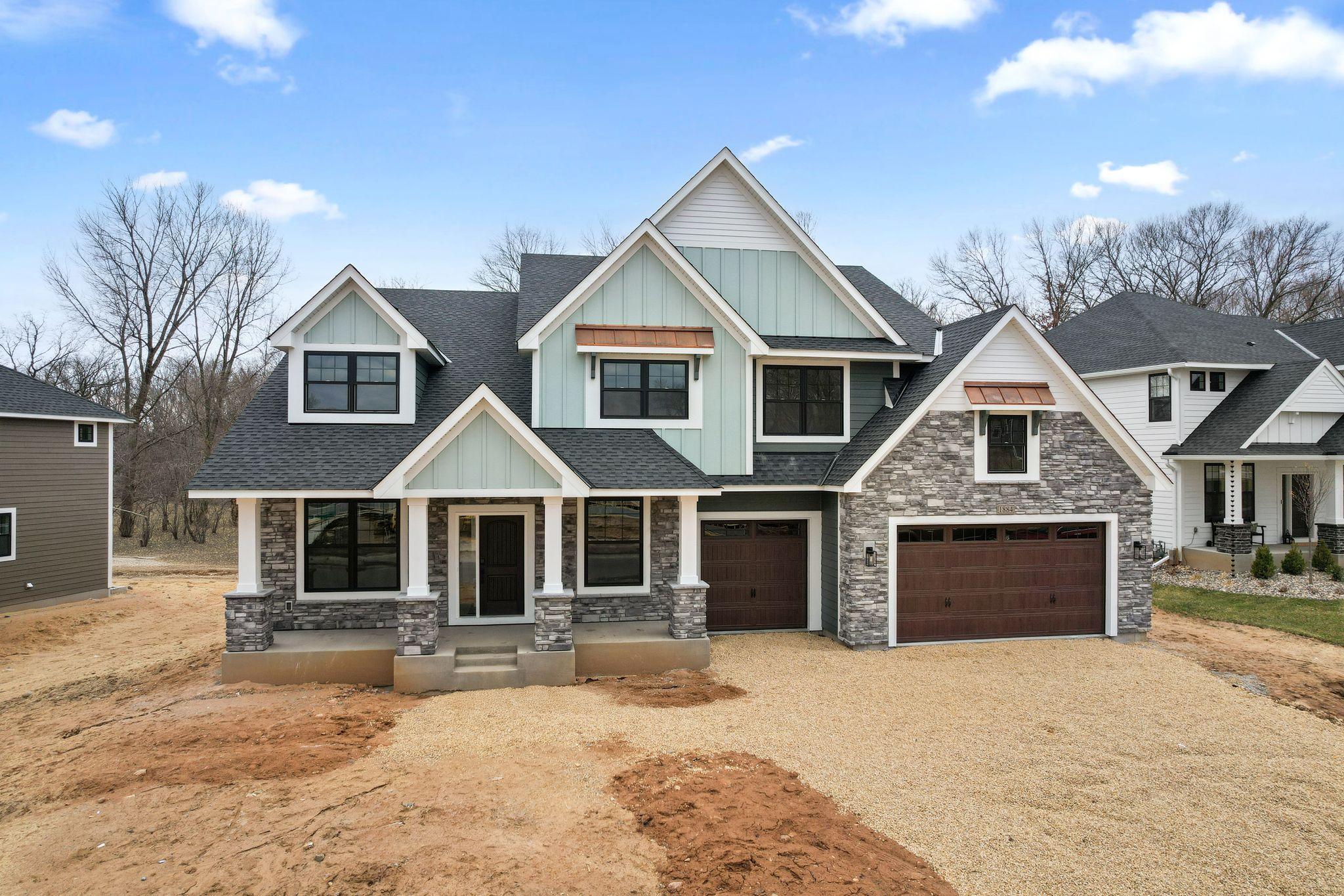 Welcome to 1884 Royal Blvd N!