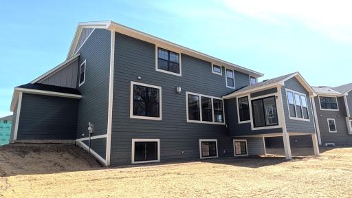 1884 Royal Boulevard N, Lake Elmo, MN 55042