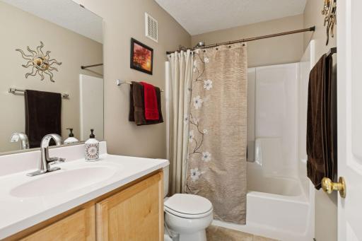 Upper Level Full Bath