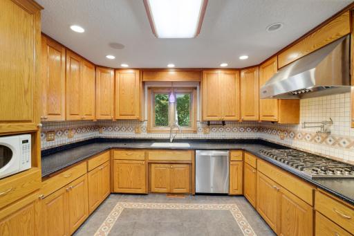 4450 138th Court W, Rosemount, MN 55068