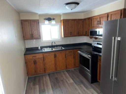 217 N 7th Street, Warren, MN 56762