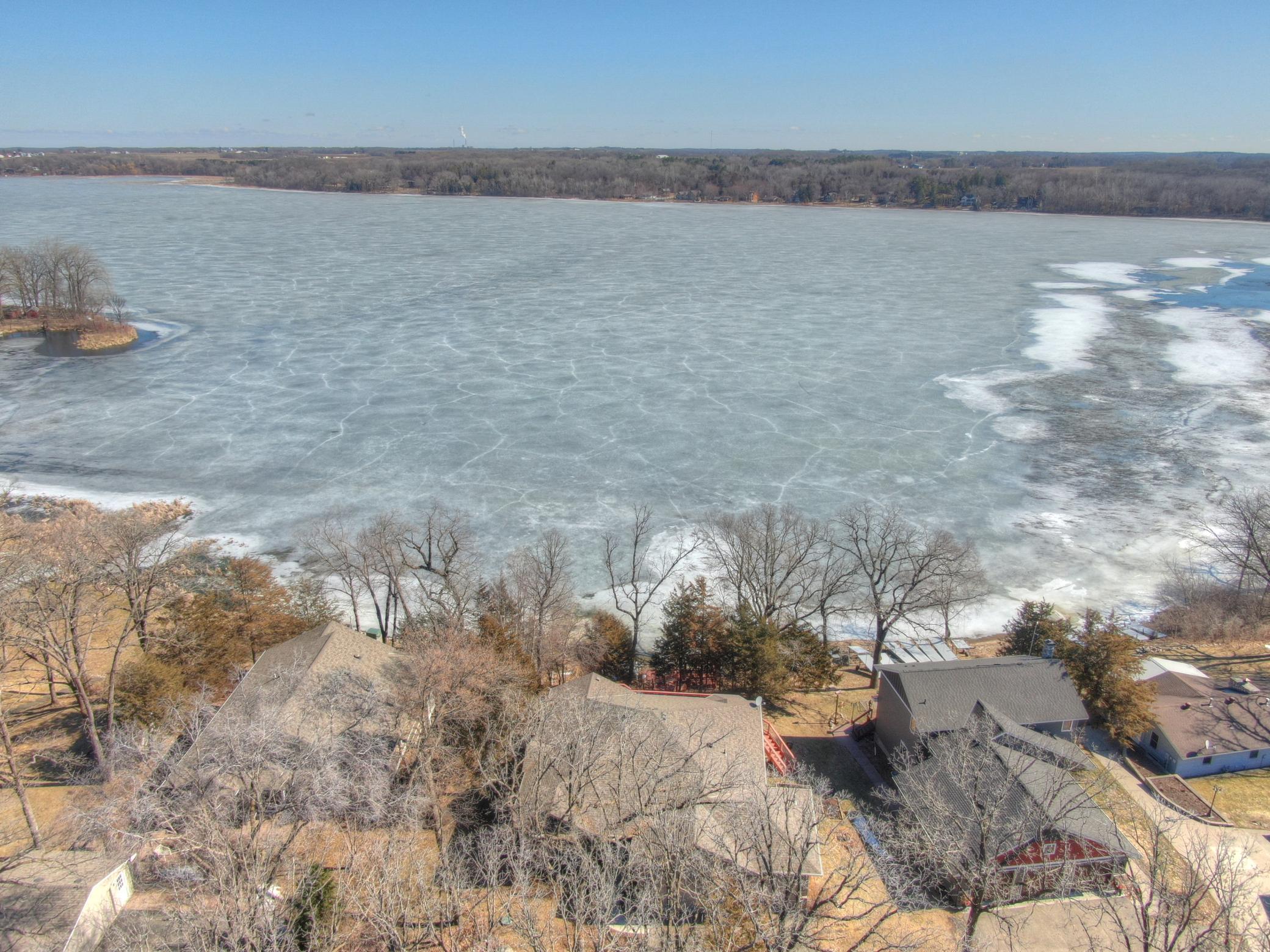 Don't miss out on this great opportunity to get onto Cedar Lake in Annandale Minnesota!