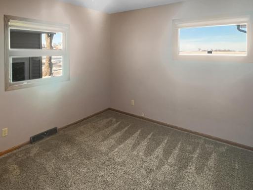 413 N 1st Avenue W, Truman, MN 56088