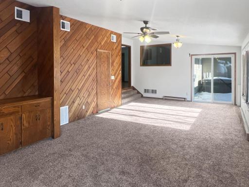 413 N 1st Avenue W, Truman, MN 56088
