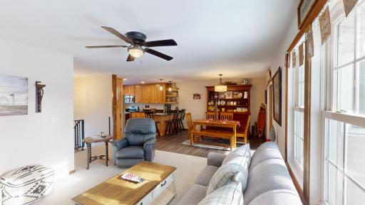 Living room/dining room