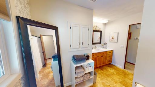 Upper level full bath