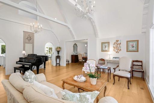 The dining room has a pretty window seat overlooking the front, and ample seating for 8-10 guests.
