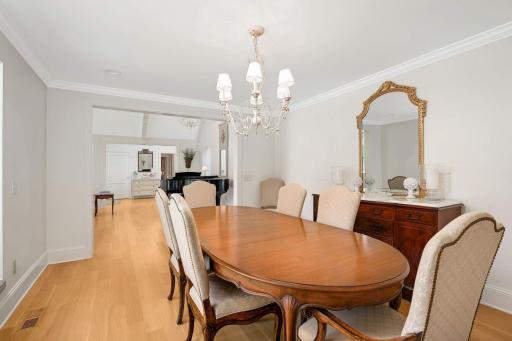 2255 French Creek Circle, Wayzata, MN 55391