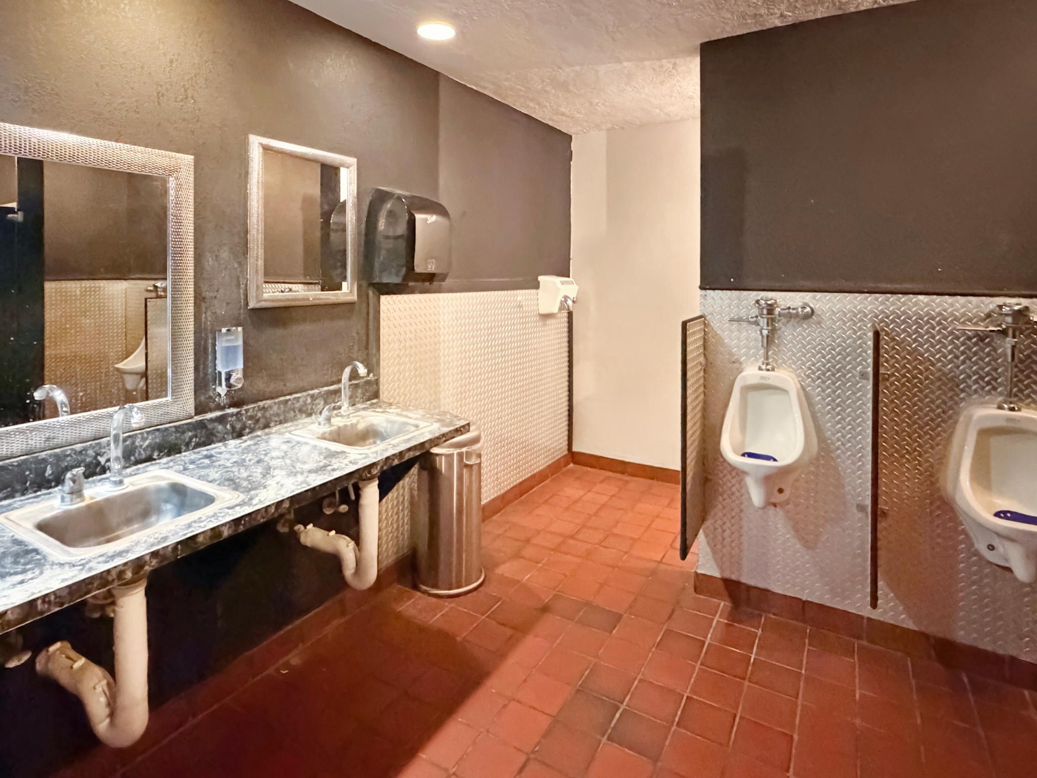 Men's bathroom